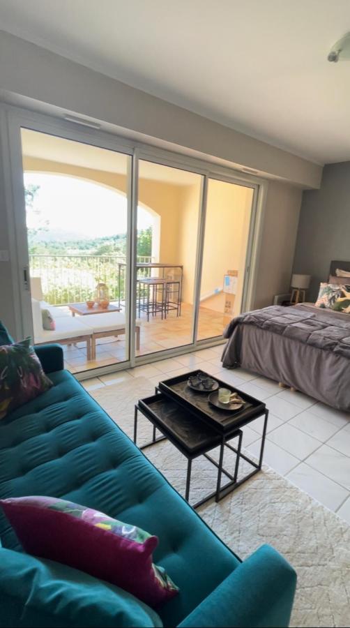 Studio Apartment - Domaine Du Golf Resort Roquebrune-sur-Argens Eksteriør bilde